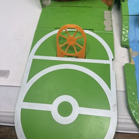 Pokemon Backpack Carry Case Playset w Pikachu Figure - Picture 7 of 15